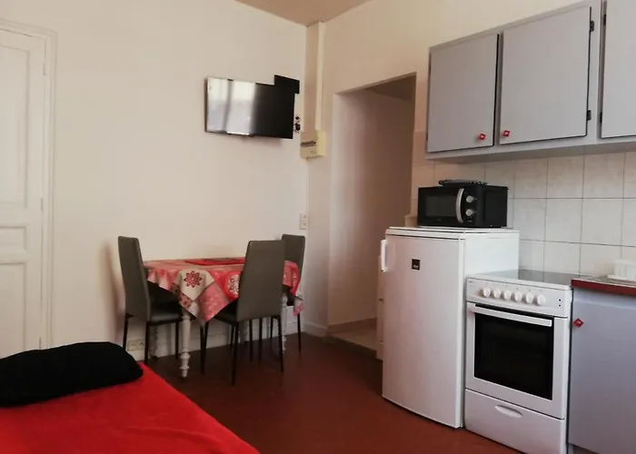 Le Cernuschi 2c